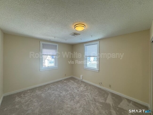 Building Photo - 96 Fulton St