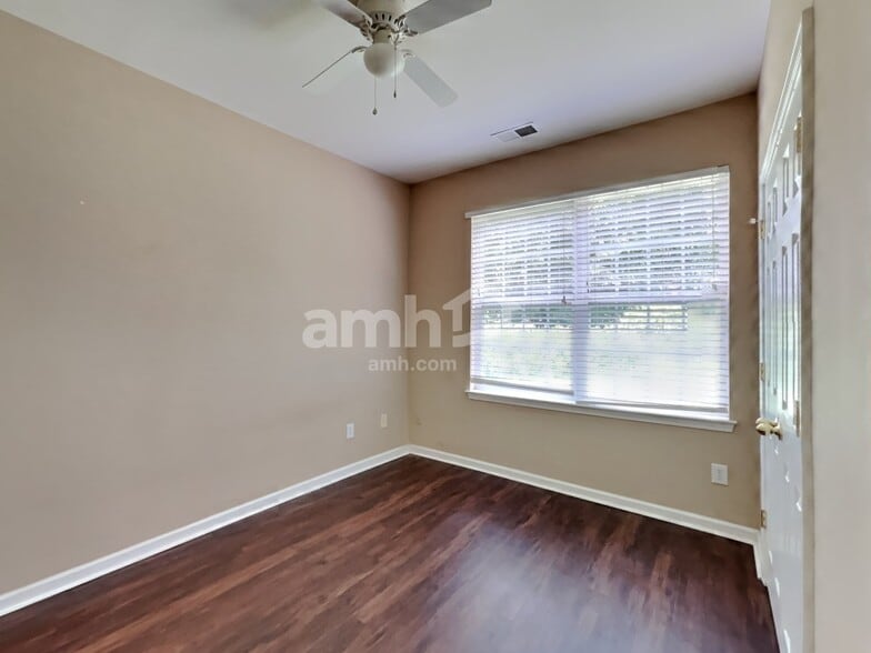 Building Photo - 16202 Grafham Cir