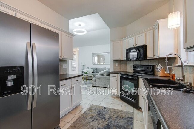 Building Photo - 1417 Island Town Dr