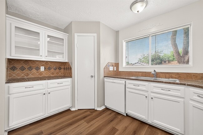 Building Photo - 13215 Vista Oro Dr