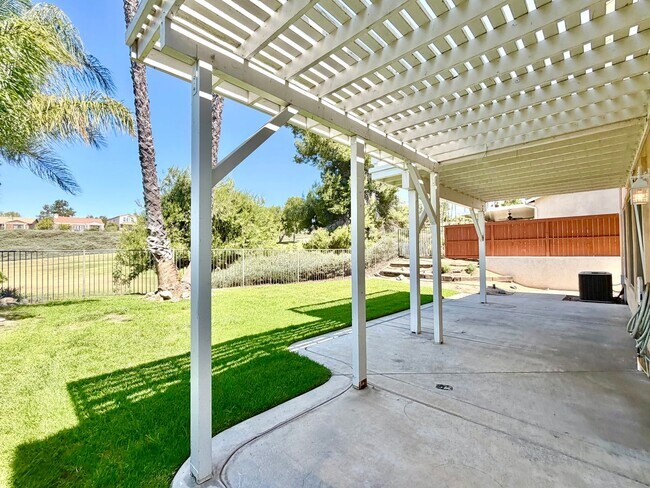 Building Photo - 42041 Delmonte St