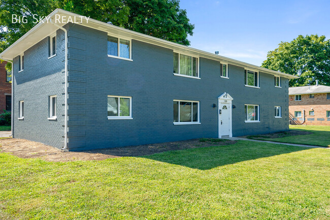 Building Photo - Modern Gahanna Two Bedroom - The Huntley