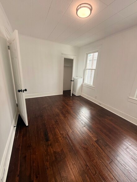 Building Photo - 107 Bridgeport Ave