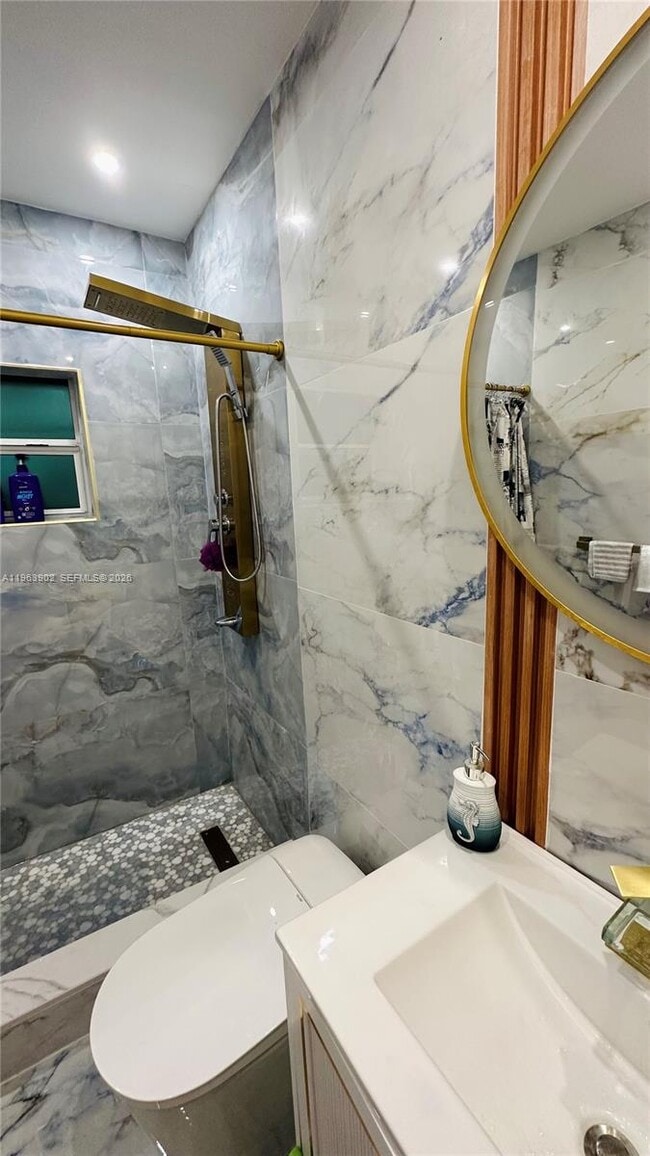 Building Photo - 1668 SW 20th St