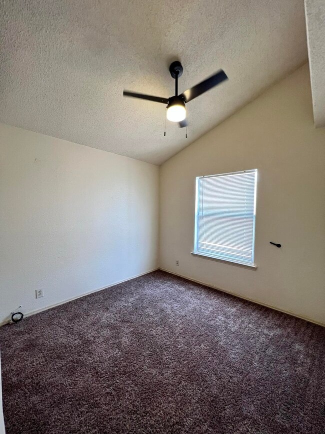 Building Photo - 12116 El Greco Cir