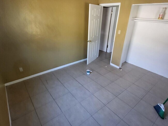 Building Photo - 4379 Neptune Dr SE