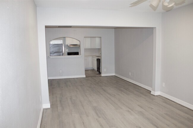 Building Photo - 3314 Holman St