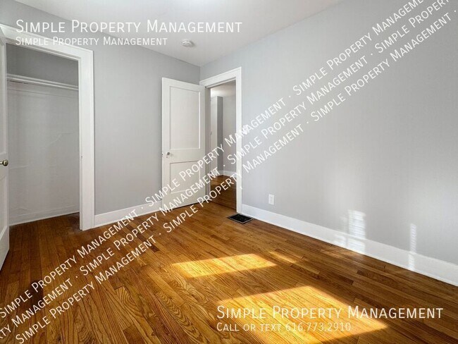 Building Photo - 507 Glenwood Ave SE