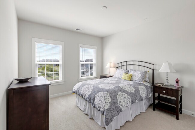 Building Photo - 5917 Glen Willow Wy