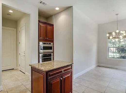 Building Photo - 3140 Bloomfield Ct