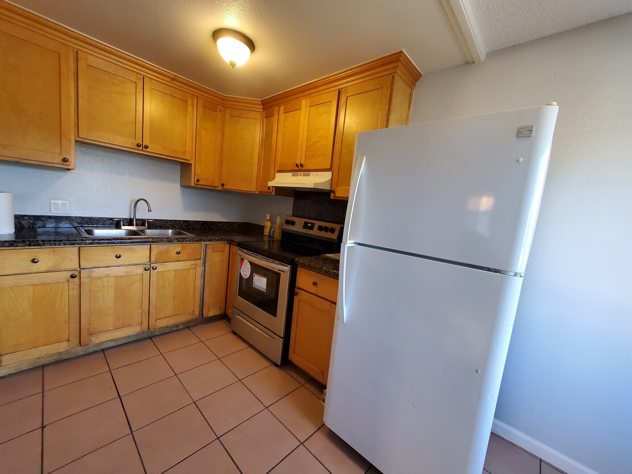 Building Photo - 2842 39th St