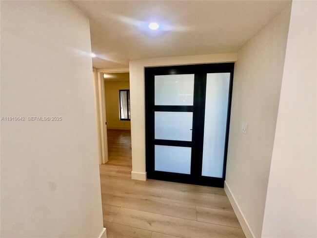 Building Photo - 11279 NW 15th Ct