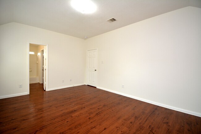 Building Photo - 12010 Gregory Crossing Way