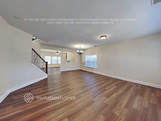 Building Photo - 112 Waterlynn Club Dr