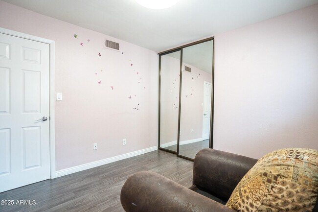 Building Photo - 3844 W Lupine Ave