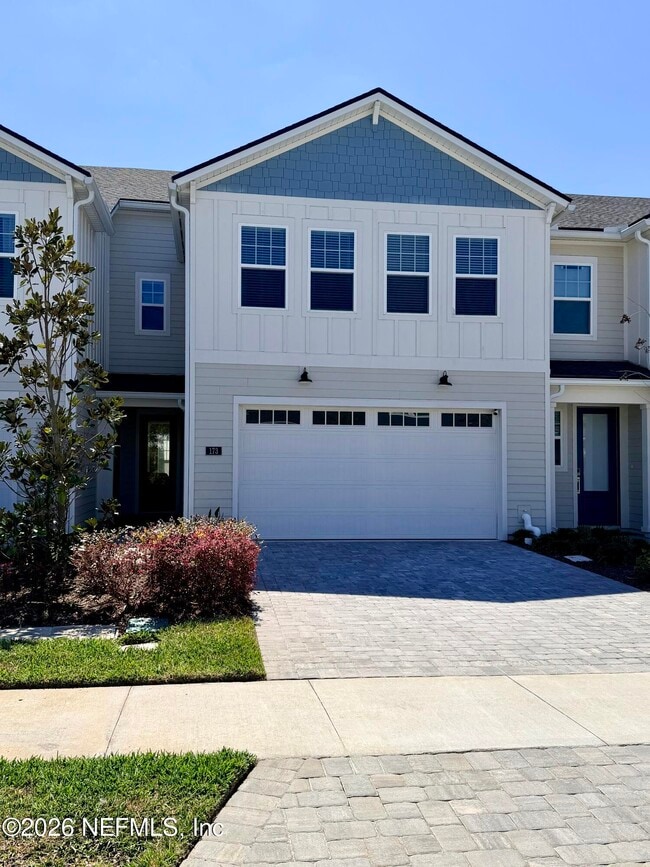 Building Photo - 173 Oak Pk Dr