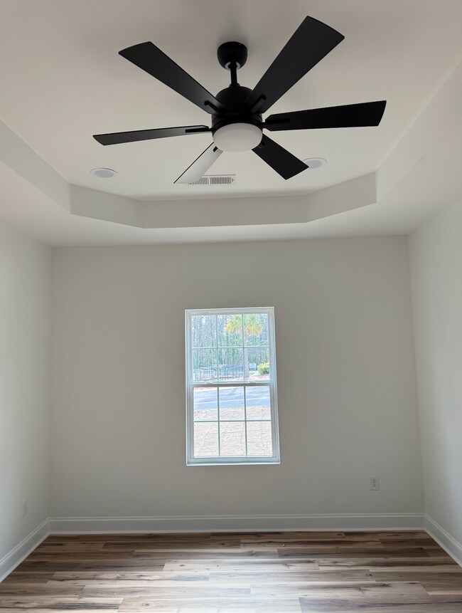 Building Photo - 6408 Bishop Ave