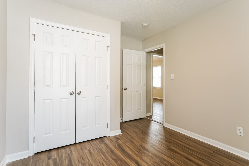 Building Photo - 1024 Holly Pointe Dr