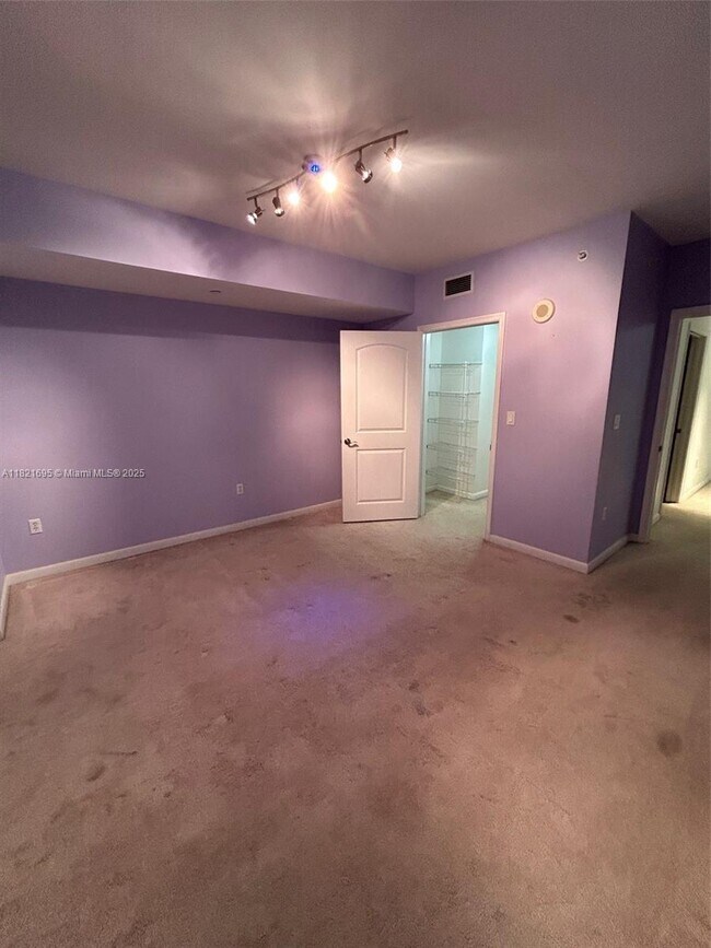 Building Photo - 7355 SW 89th St