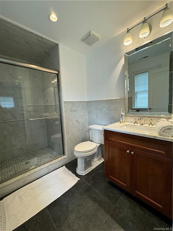 Building Photo - 401 Columbus Ave