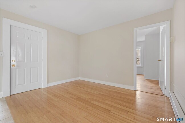 Building Photo - 52 Highland Rd