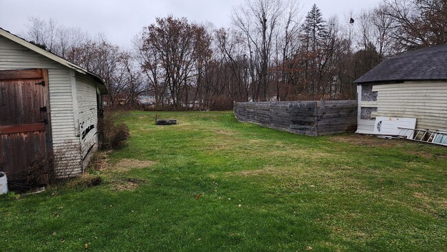 Building Photo - Four Bedroom Single Family Home for Rent in Salamanca NY!