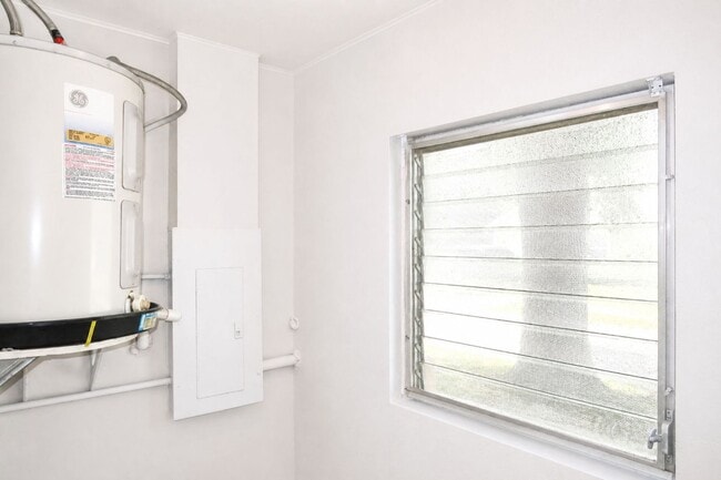 Building Photo - 3 Bedroom, 1 Bathroom Home for Rent in Largo!