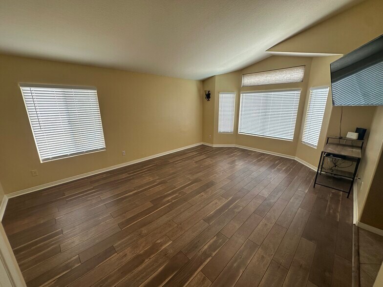 Building Photo - 28338 Welfleet Ln