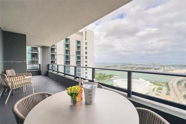 Building Photo - 159 NE 6th St