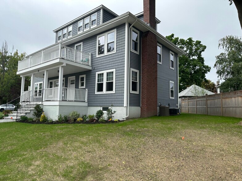 Building Photo - 35 Trapelo Rd