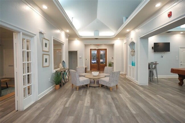 Building Photo - 5000 Culbreath Key Way