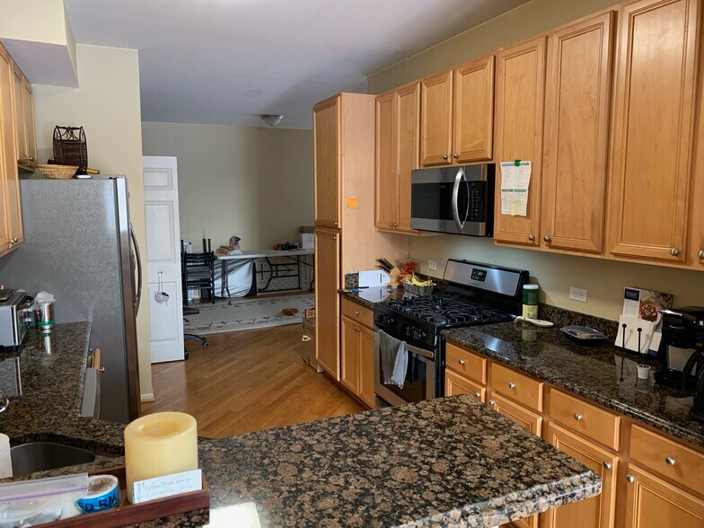 Building Photo - 473 Bay Tree Cir