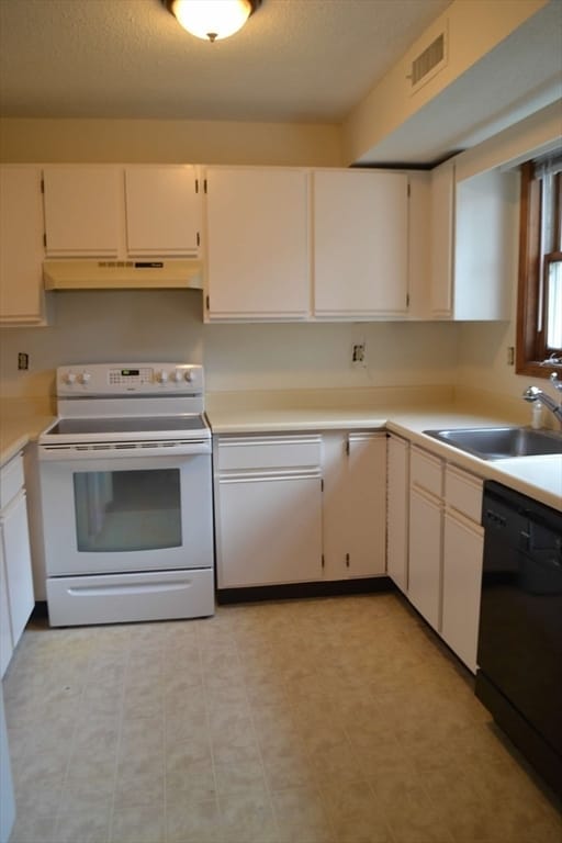 Building Photo - 369 Aiken Ave