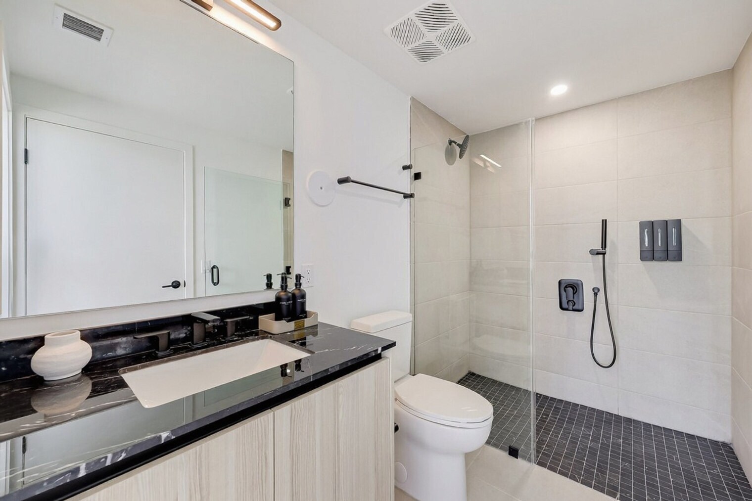 Building Photo - 30 2nd St