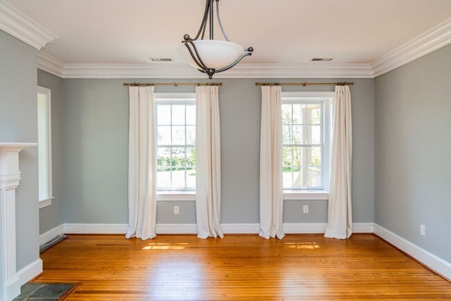 Building Photo - Historic Home Available at Foxhaven Farm