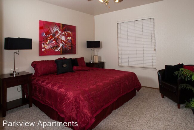 Building Photo - 2594-2594 California Park Dr