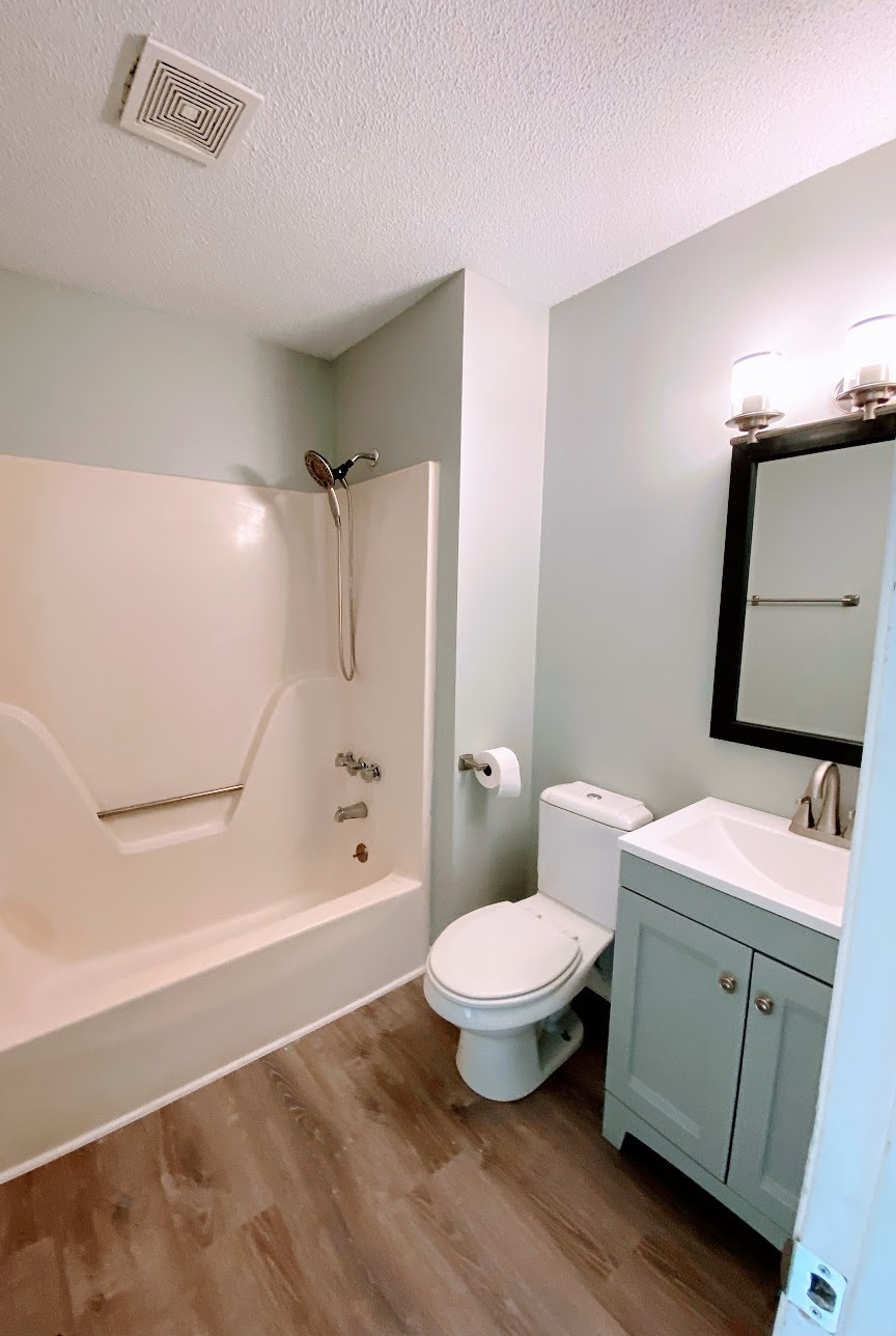 Building Photo - 1011 Mark St