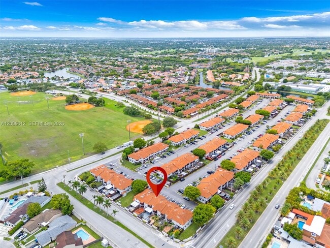 Building Photo - 5725 SW 132nd Ct