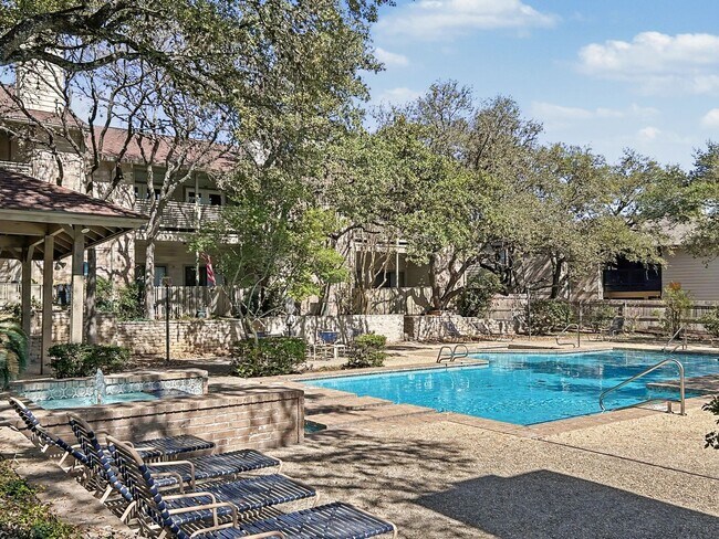 Building Photo - 12446 Starcrest Dr
