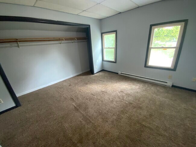 Building Photo - 925 Chandler St