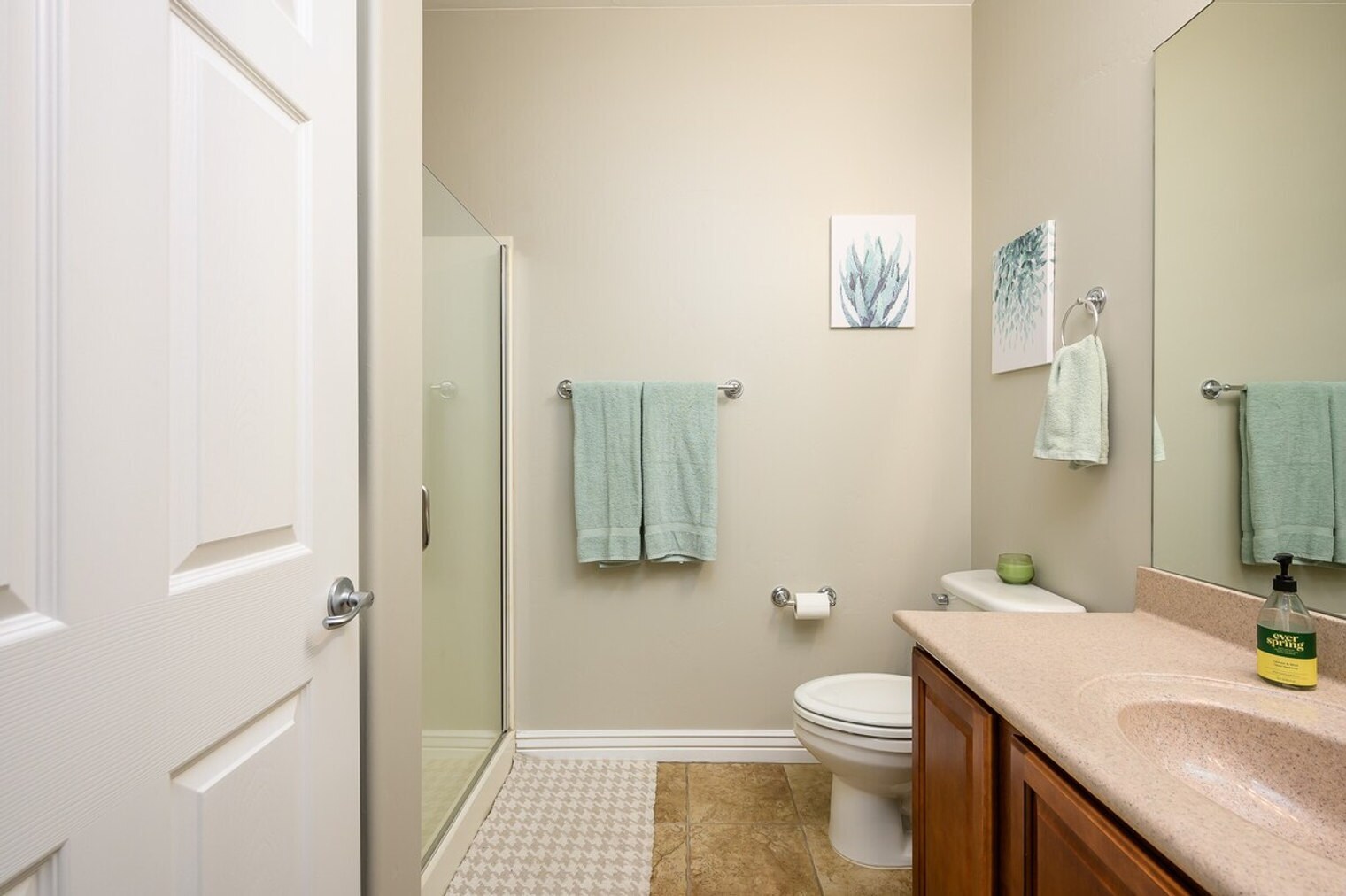 Building Photo - 5350 E Deer Valley Dr