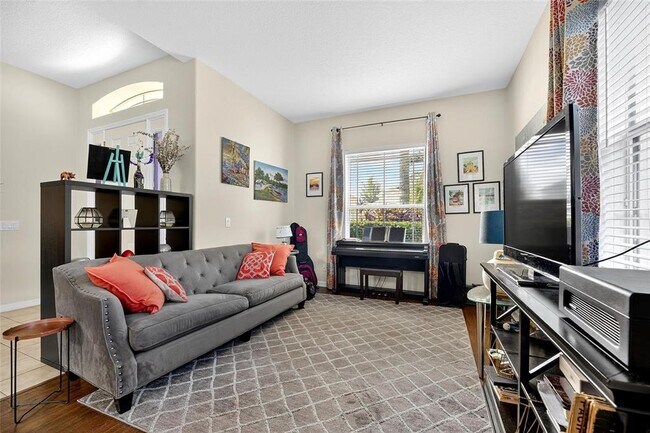 Building Photo - 3007 Silvermill Loop