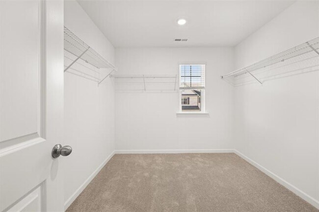 Building Photo - 101 Smithwood Dr