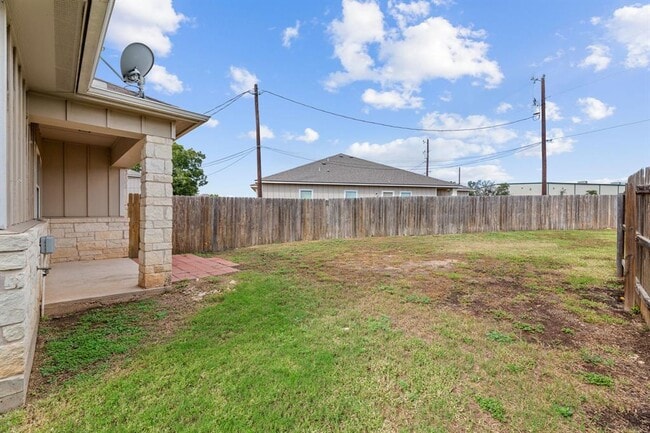 Building Photo - 408 Carl Shipp Dr