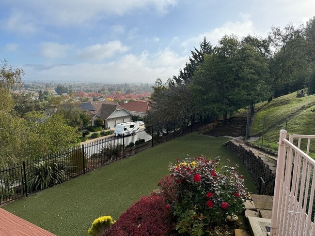 Building Photo - Morgan Hill Foothills Home