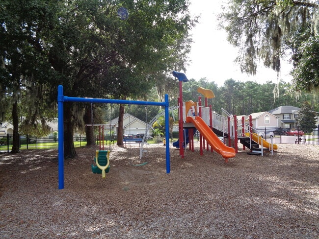 Building Photo - 682 Candlebark Dr