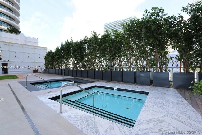 Building Photo - 1300 S Miami Ave