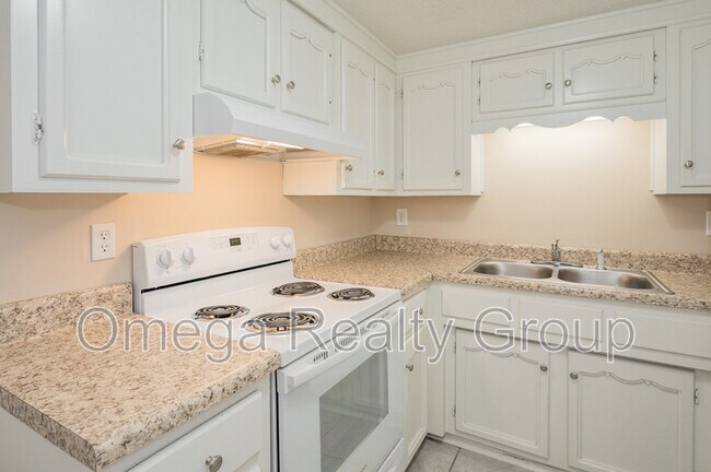 Building Photo - 3314 Warringwood Dr