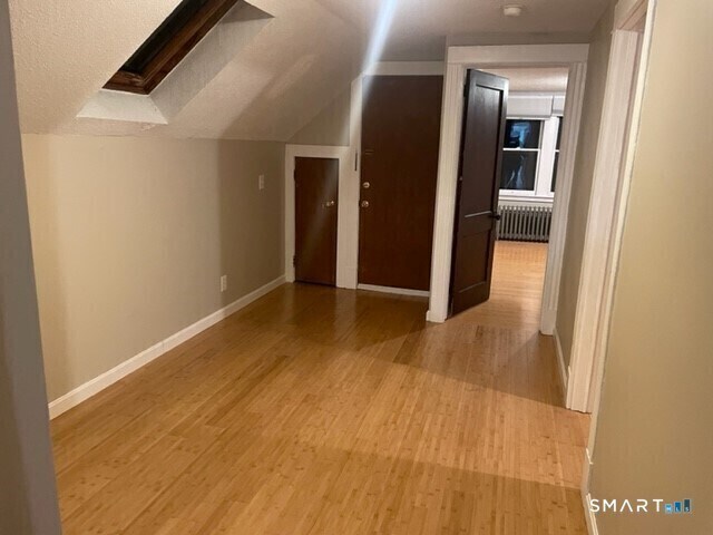 Building Photo - 40 N Quaker Ln
