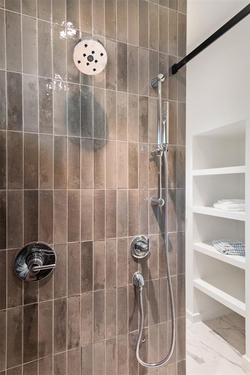 Building Photo - 2815 Goldbridge Dr